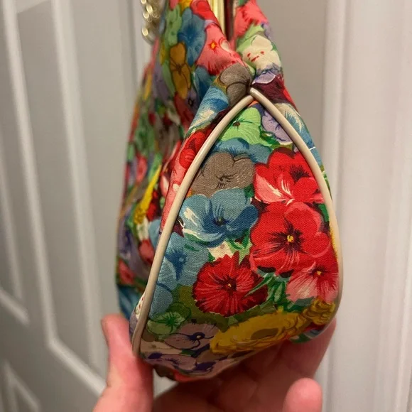 Town and Country Vintage 1960s Kiss Clasp Structured Fabric Handbag - Picture 6 of 10